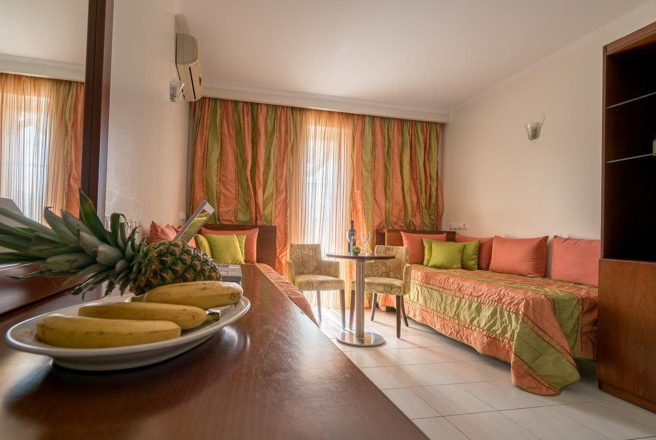לגאנאס Galaxy Beach Resort BW Premier Collection מראה חיצוני תמונה